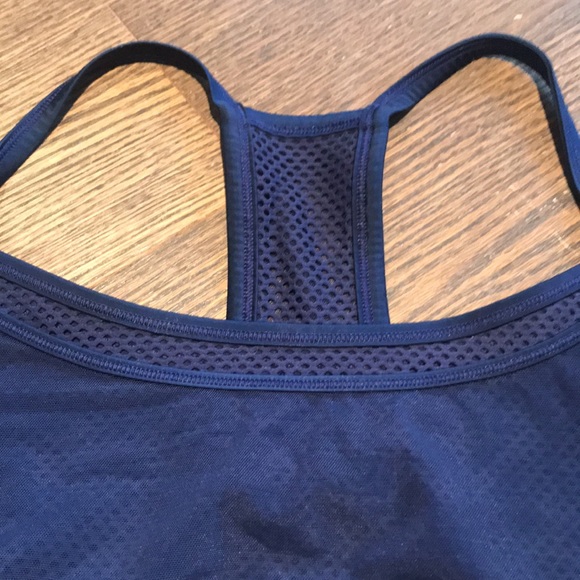 Lululemon mesh sports bra - Picture 2 of 5